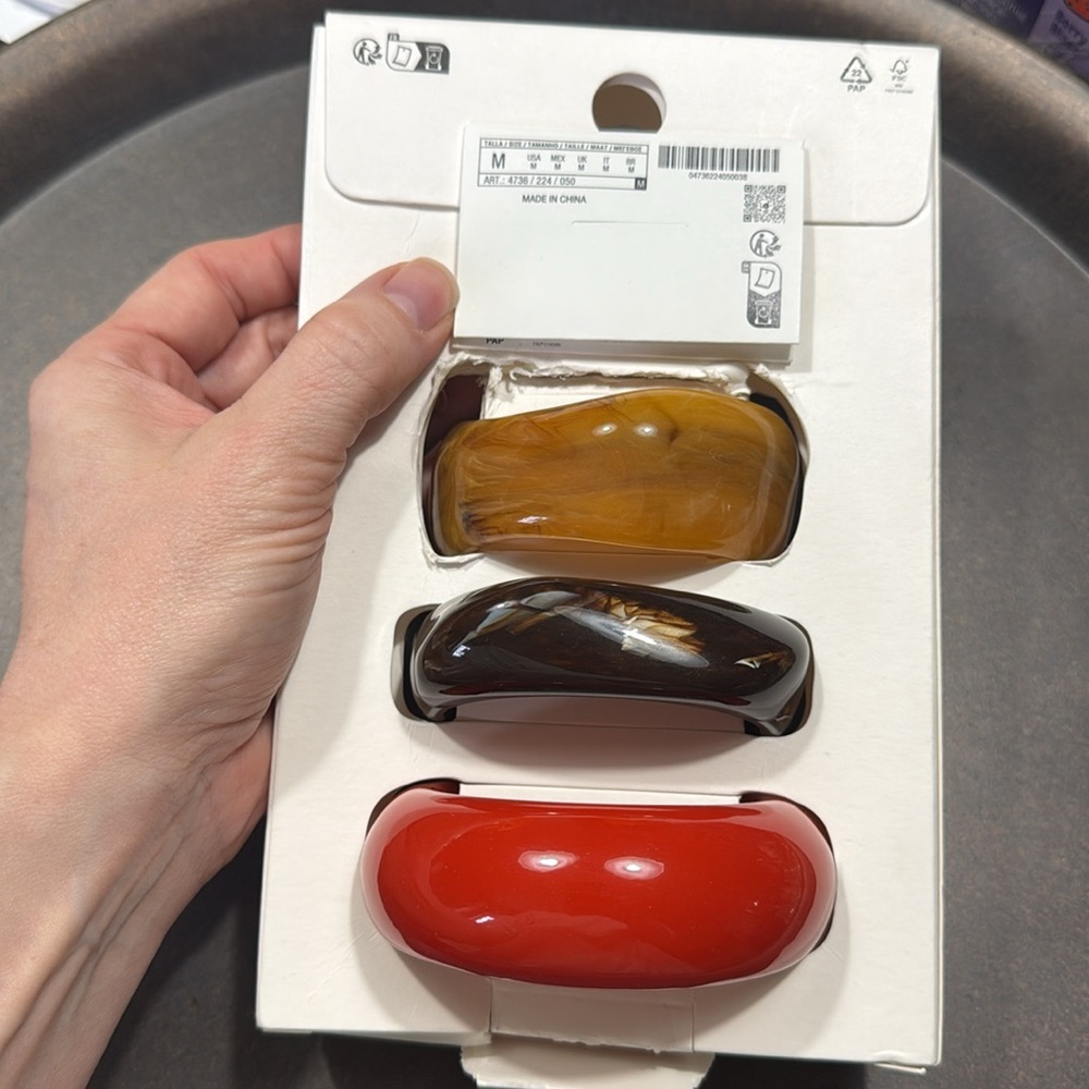 ZARA SET OF 3 RESIN BANGLE BRACELETS - Picture 4 of 5